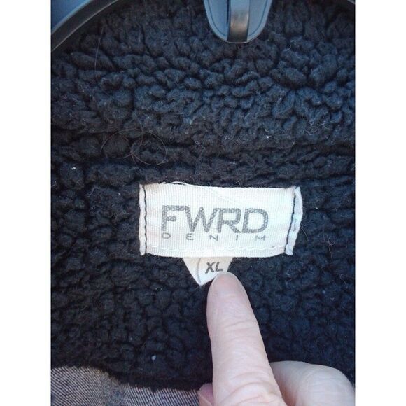 FWRD Denim Jean Jacket Black Distressed Ripped Size XL - Picture 9 of 11